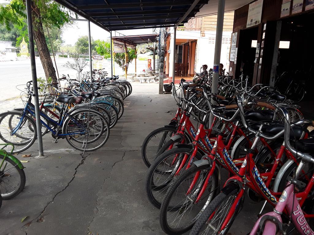 Vitoonguesthouse2Fanrooms & Aircondition Sukhothai Dış mekan fotoğraf