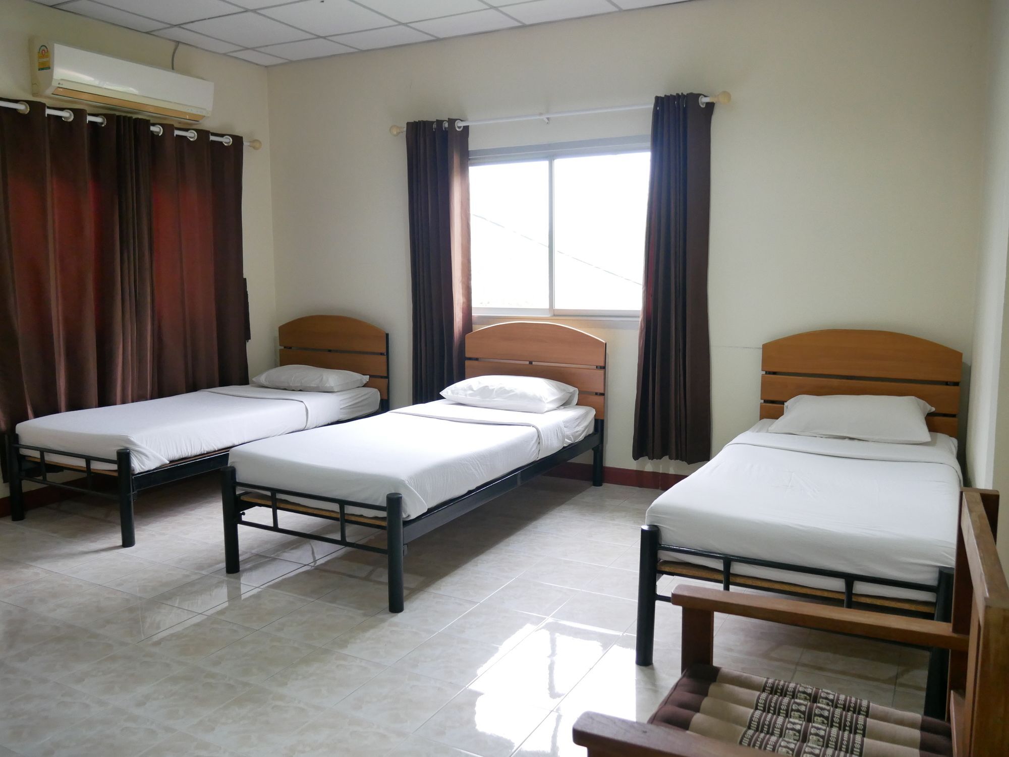 Vitoonguesthouse2Fanrooms & Aircondition Sukhothai Dış mekan fotoğraf